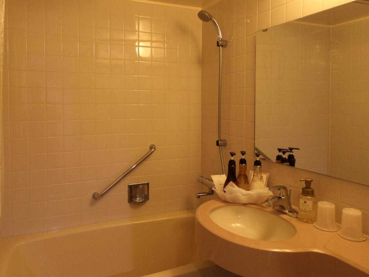 Suidobashi Grand Hotel Токио Экстерьер фото